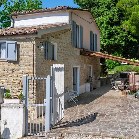 4 Bedroom Stunning In Ferienhaus *