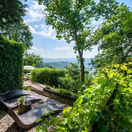 4 Bedroom Stunning In Ferienhaus Mergo