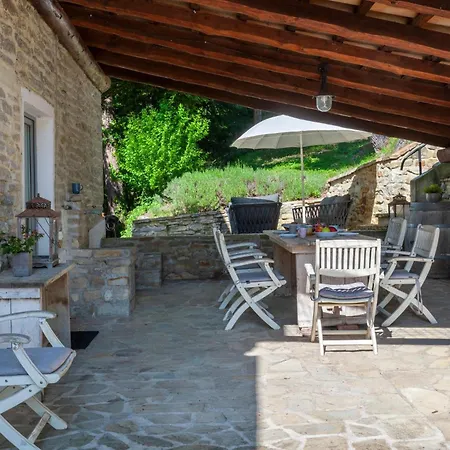 4 Bedroom Stunning In Holiday home