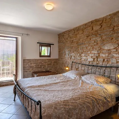 Ferienhaus 4 Bedroom Stunning In *